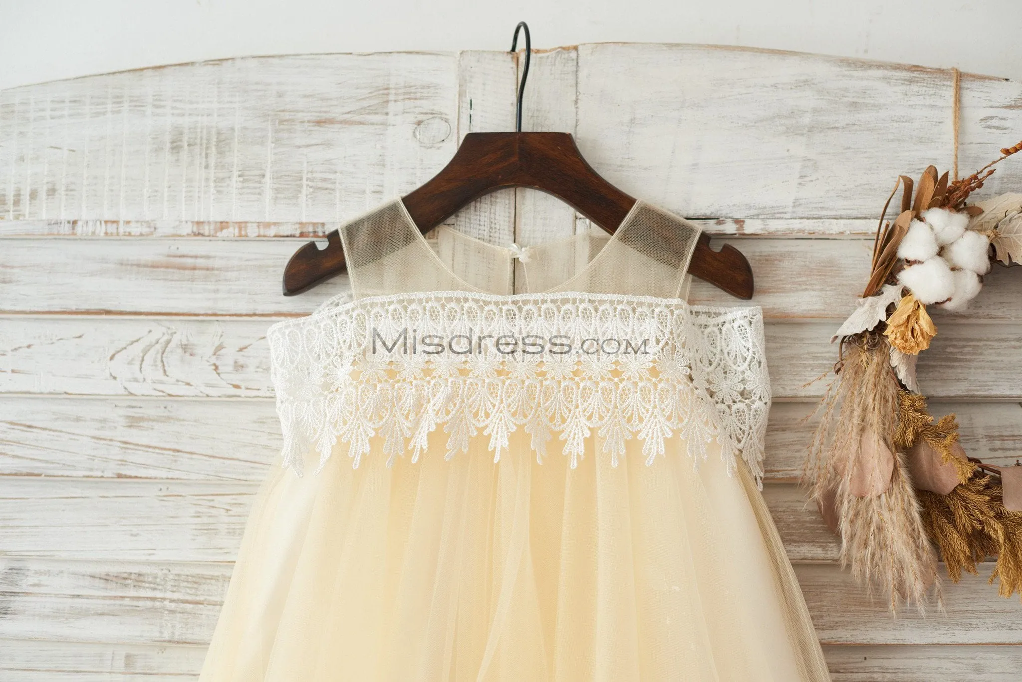 Boho Beach Off Shoulder Champagne Tulle Lace Wedding Flower Girl Dress