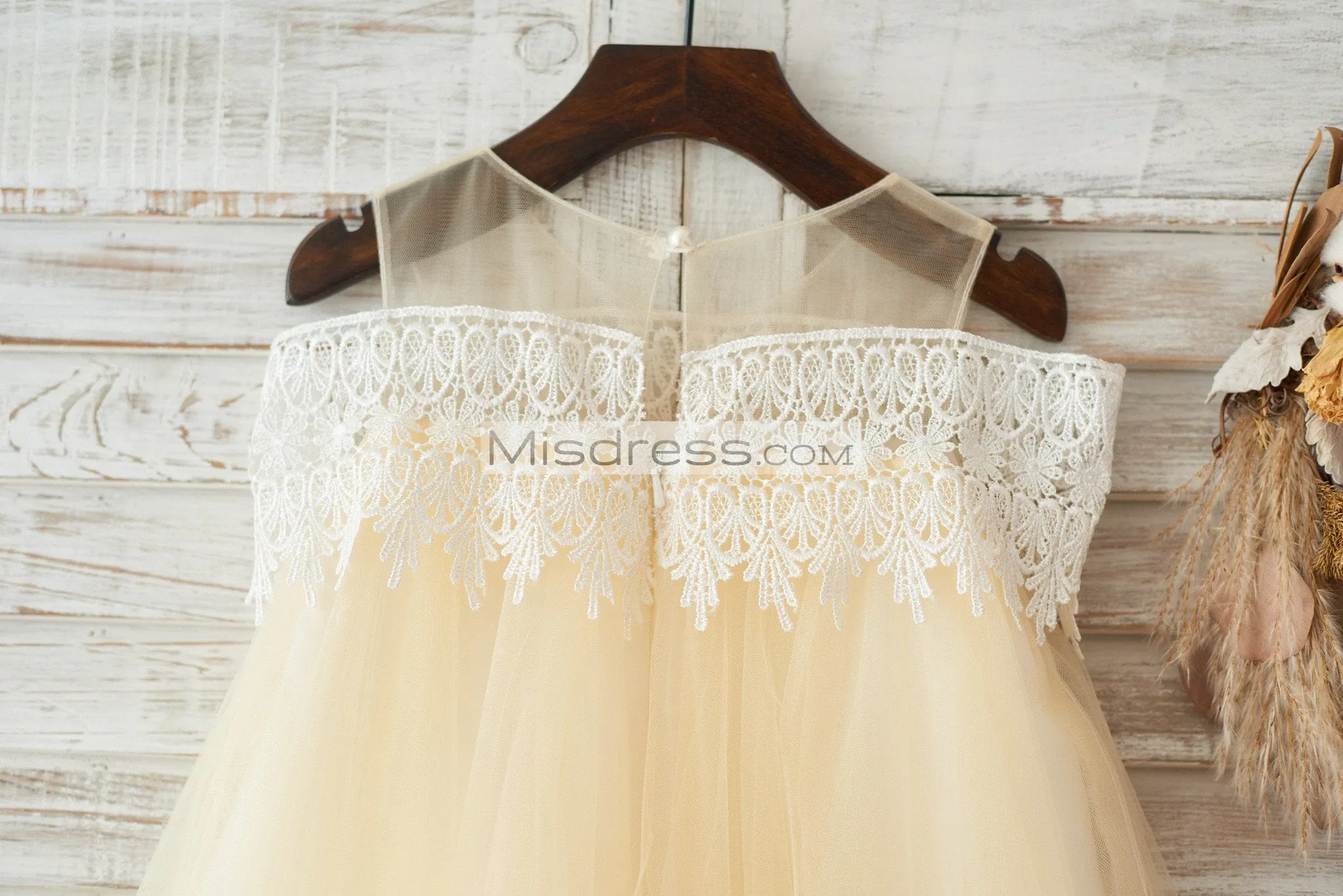 Boho Beach Off Shoulder Champagne Tulle Lace Wedding Flower Girl Dress