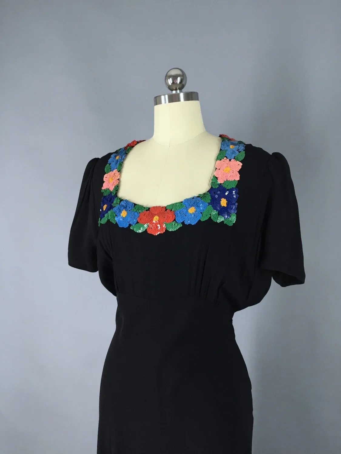 Vintage 1940s Dress / Sequined Flowers